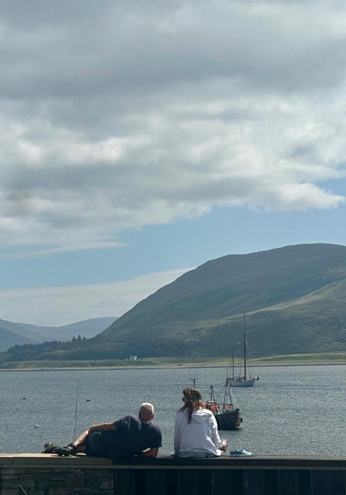 The Ferry Boat Inn Ullapool Zewnętrze zdjęcie